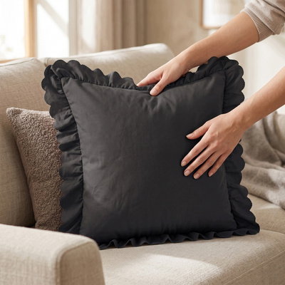 Poszewka 45 x 45 z Falbaną Luxury Jowita 01