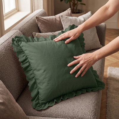Poszewka 45 x 45 z Falbaną Luxury Jowita 05