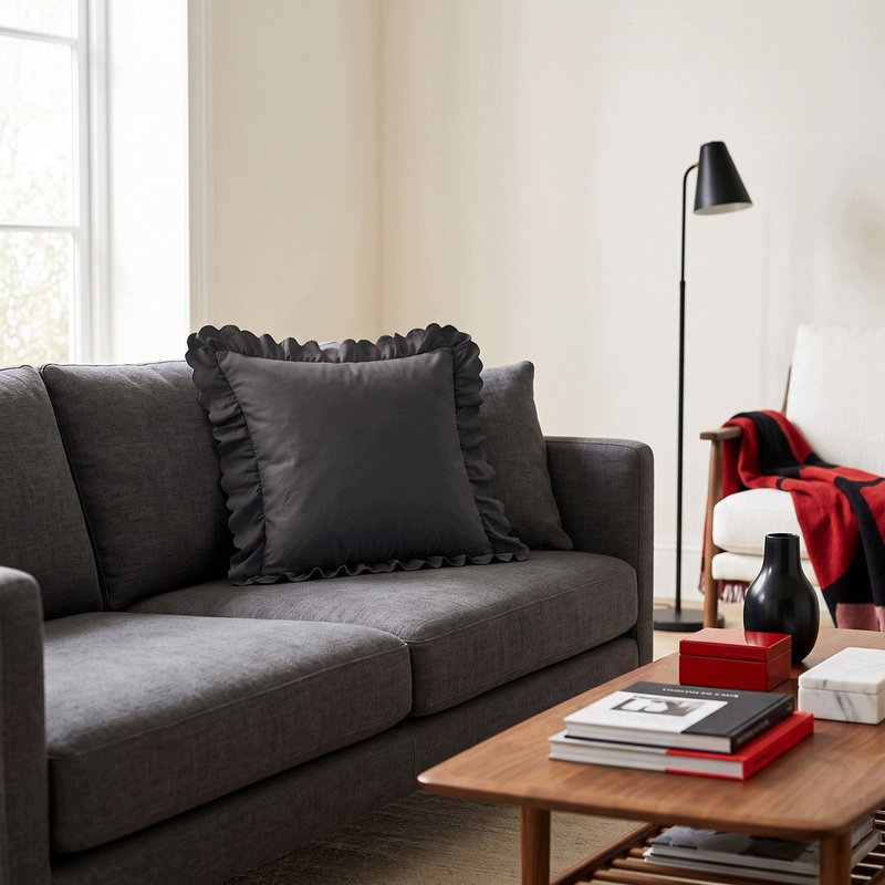 Poszewka 45 x 45 z Falbaną Luxury Jowita 01