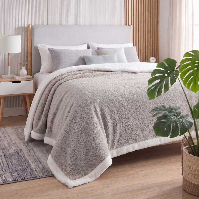 Koc 160 x 200 Boucle Bukla z Lamówką Mellori 04