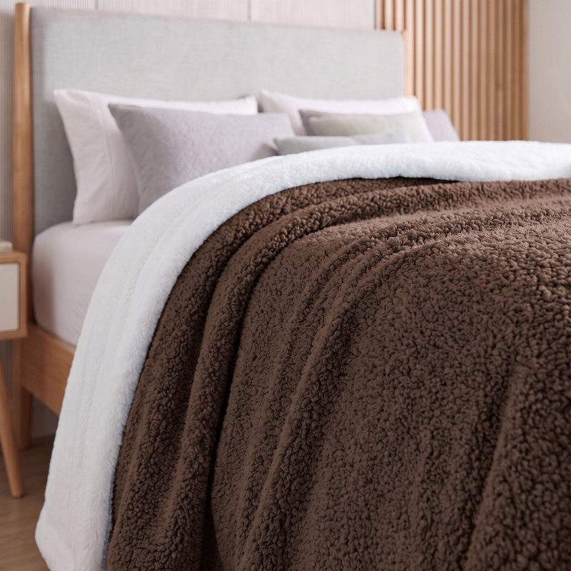 Koc 160 x 200 Boucle Bukla z Lamówką Mellori 03